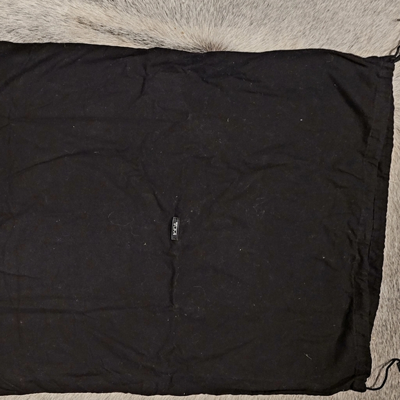 TUMI Dust bag. - Picture 2 of 3